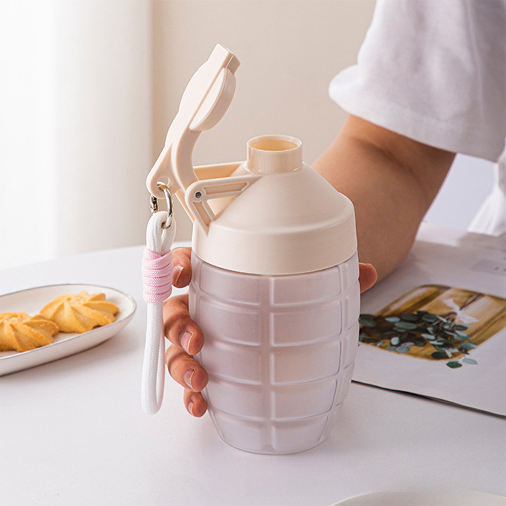 Butelka sportowa o dużej pojem – Nutrition Of Fitness recenzja i cena